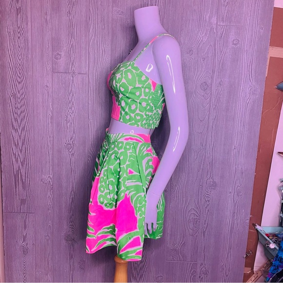 Lilly Pulitzer Parfait Pineapple Crop top and skirt set swimmer beach outfit 0 - Picture 9 of 12